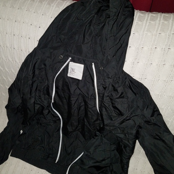 Zine size Large windbreaker - Picture 5 of 7